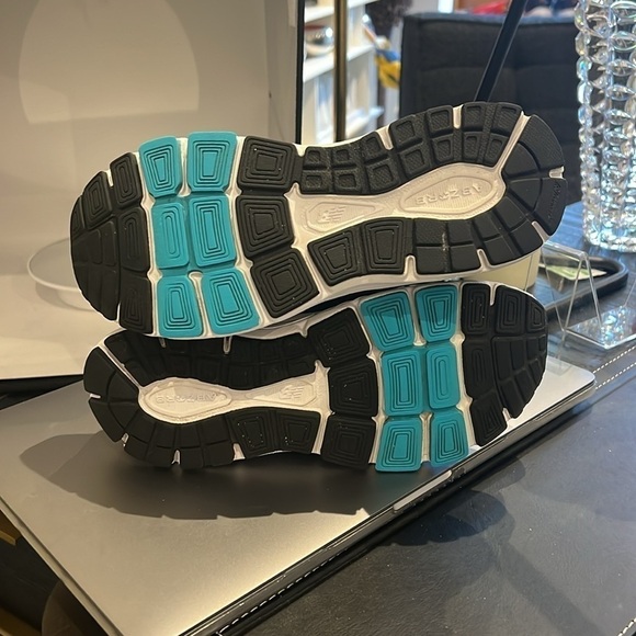 New Balance 840v4 Women's Size 7.5 Dark Grey Blue - Picture 5 of 8